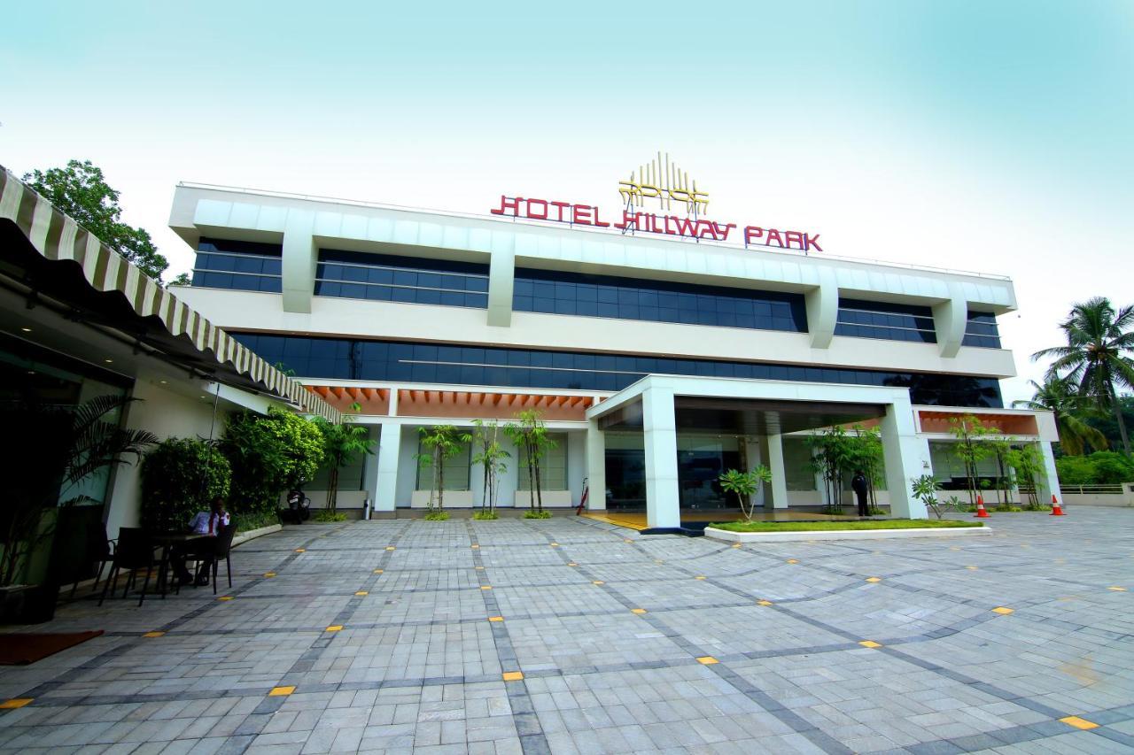Hotel Hillway Park Коллам Экстерьер фото